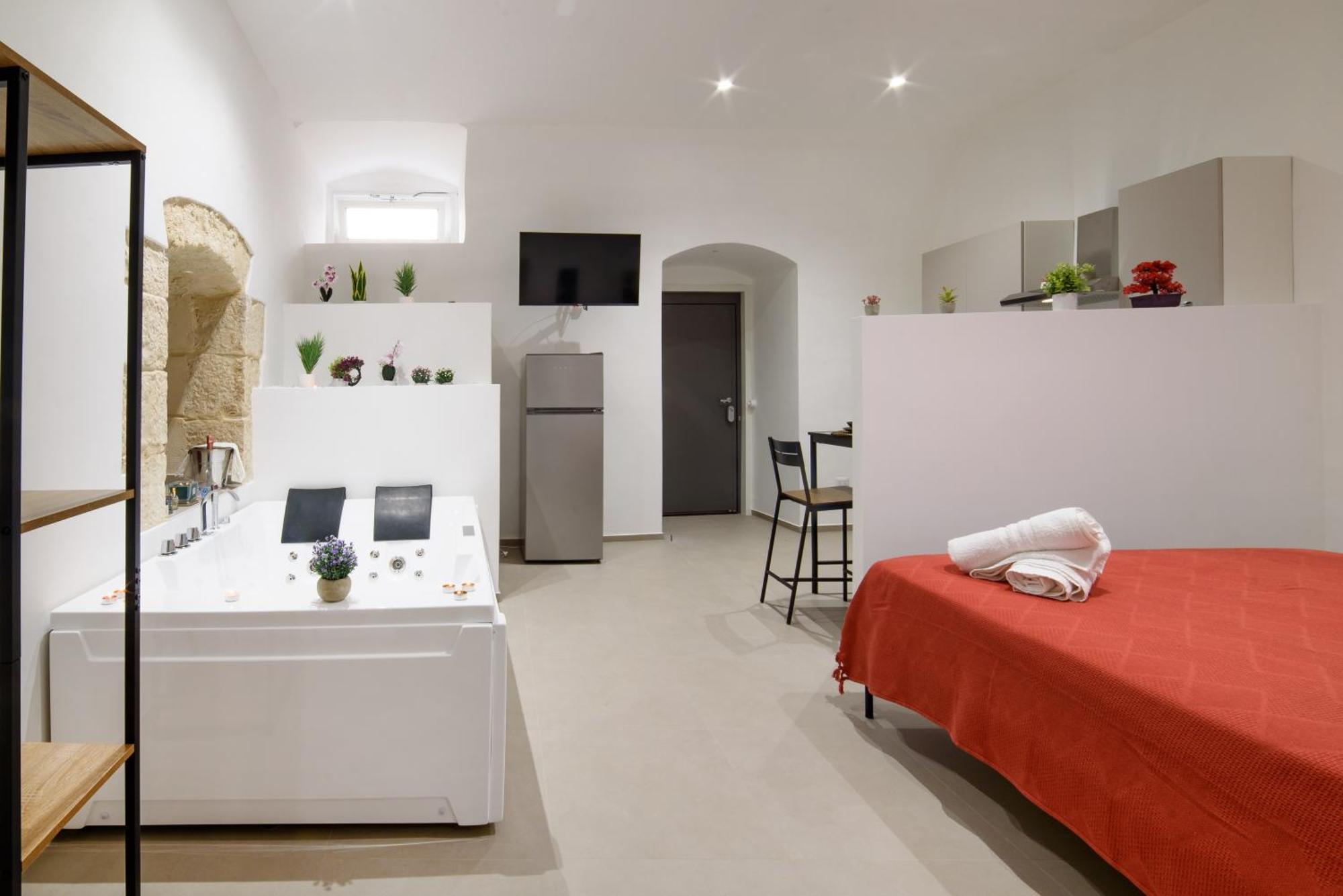 Le Puglie Luxury Apartments Молфета Екстериор снимка